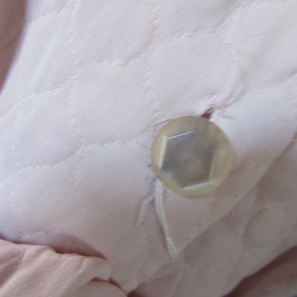 SALE Comfy Quilted Robe in Pink with Ruffle Collar Marshall Field - Picture 9 of 11